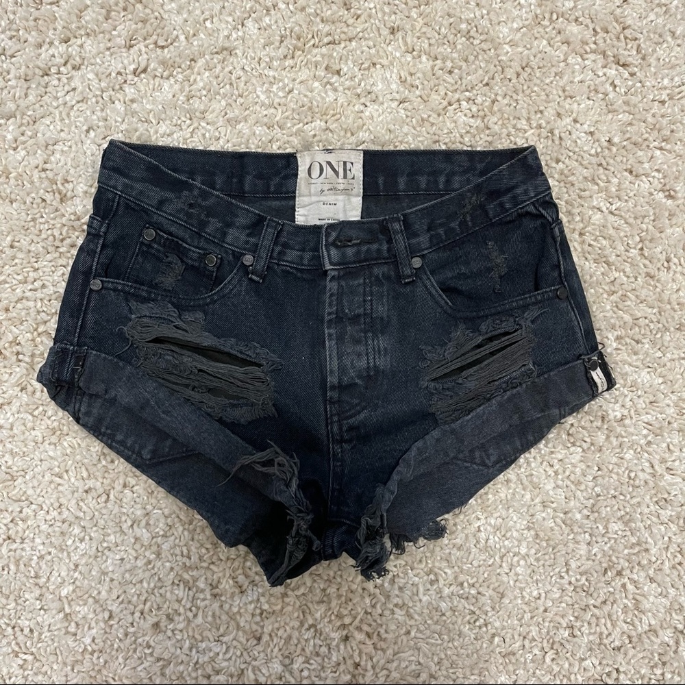 One Teaspoon - Bandits shorts size 24